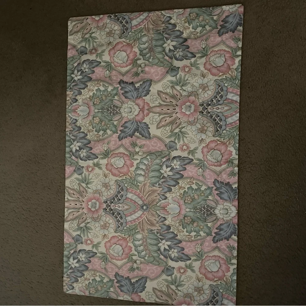 Vintage Crown Craft Muted Floral Pattern King Size Pillow Sham USA Made 35”x 20”